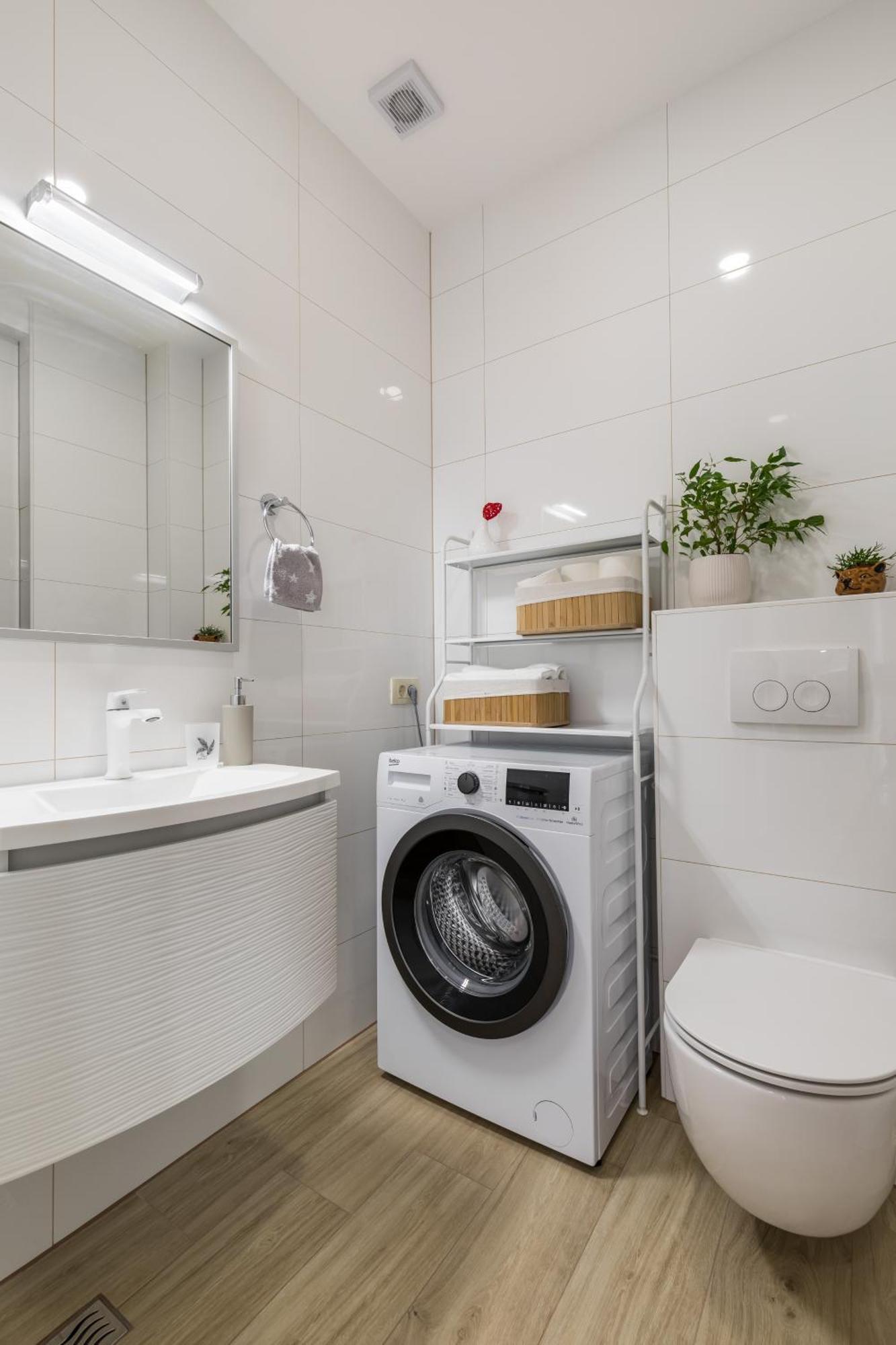 Luxurious Apartments Bona Fide Mimice Room photo